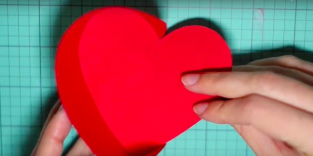 Нарядная подарочная коробочка