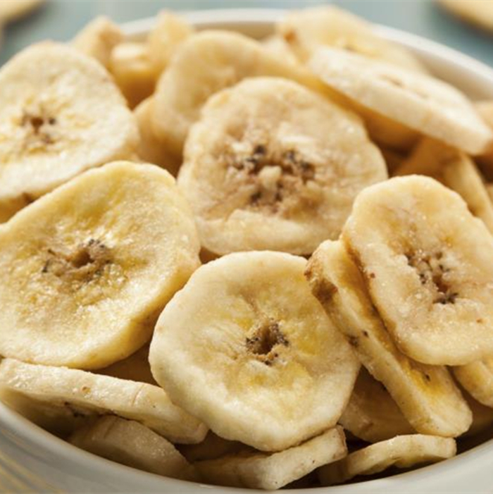 Банановые чипсы: как сделать, рецепт, калорийность, польза, вред