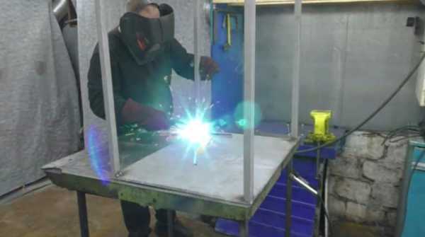 Стул из старой стойки автомобиля