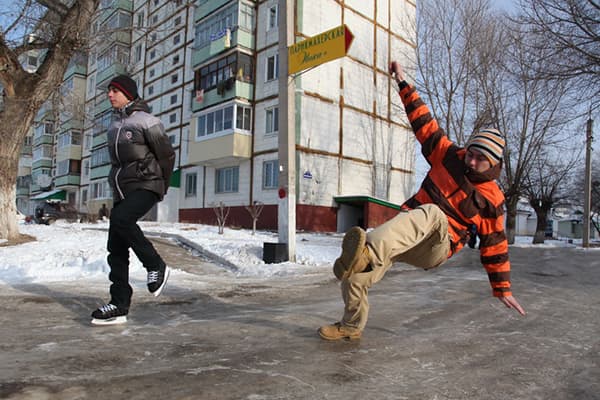 Приспособление для того, чтобы не скользили ботинки