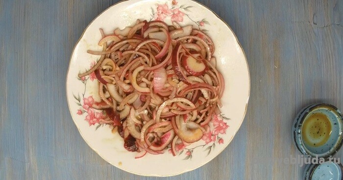 Маринованный красный лук (для канапе, салатов, бургеров и плова)
