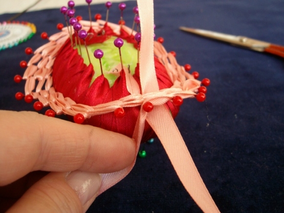 Корзинка из лент