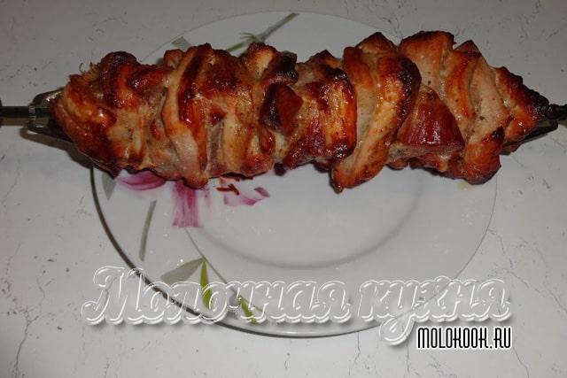 Шашлык в духовке на углях