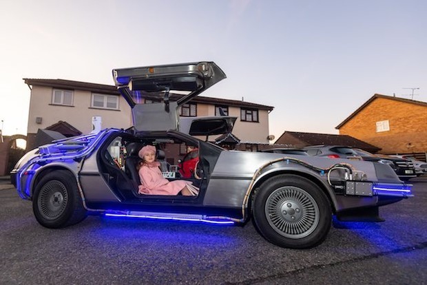 Летающий DeLorean своими руками