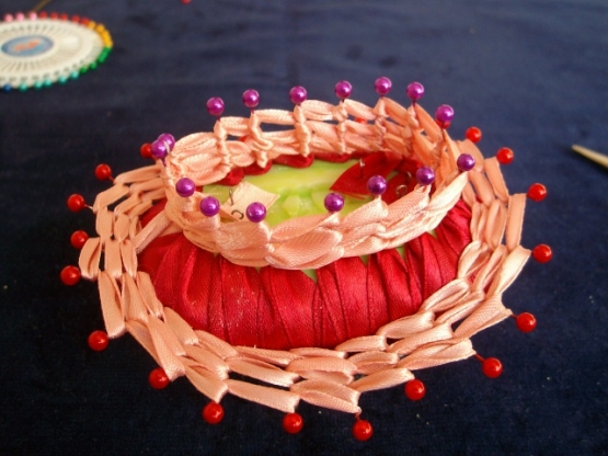 Корзинка из лент