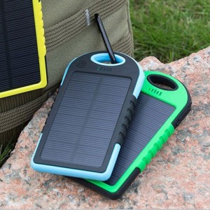 Power Bank с зарядкой от выносной солнечной панели