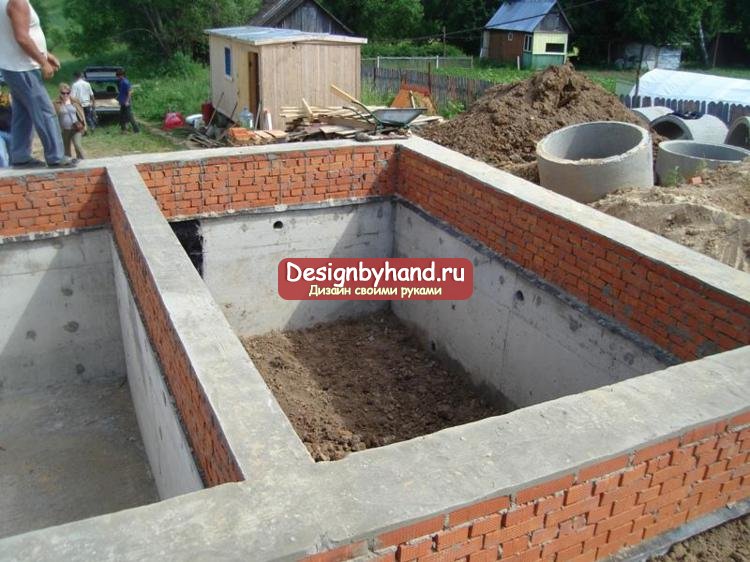Железобетонный пол над подвалом
