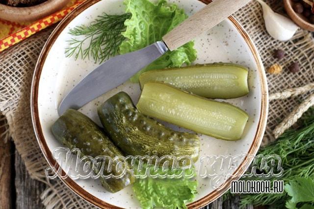 Малосольные огурчики быстрого приготовления - самый простой способ засолки