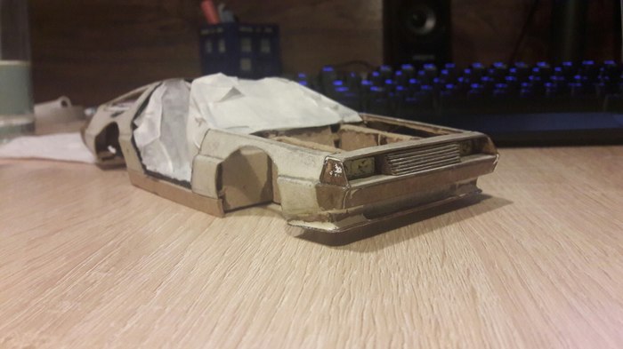 Летающий DeLorean своими руками