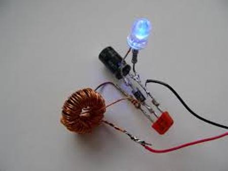 Простой фонарик из кроны и светодиода SMD 5730 своими руками