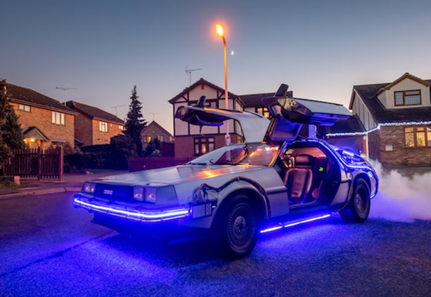 Летающий DeLorean своими руками