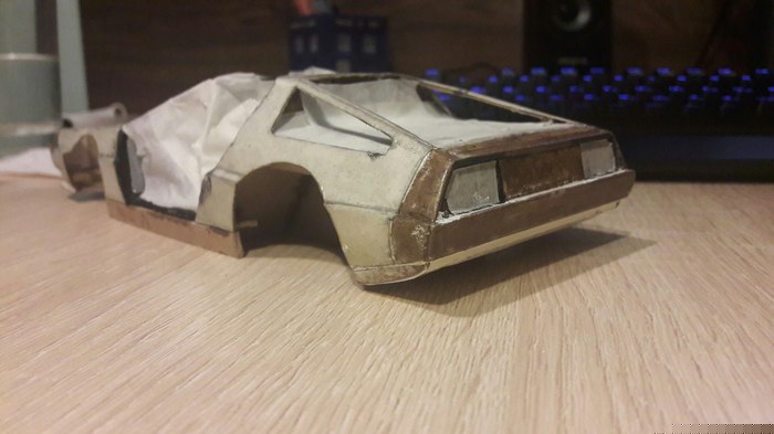 Летающий DeLorean своими руками