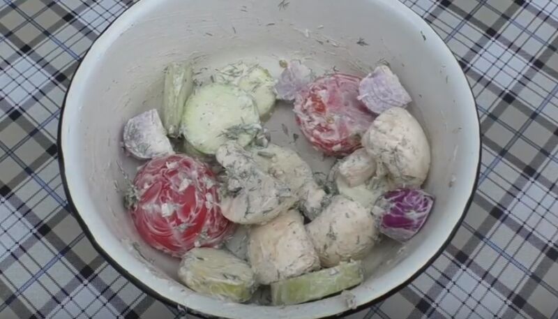 Маринованный красный лук (для канапе, салатов, бургеров и плова)