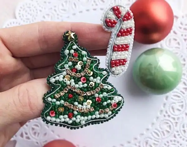 Елка из бисера - делаем красивые елки при помощи простых вариантов плетения