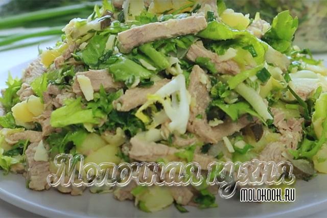 Сытный и простой рецепт салата «Мясной»
