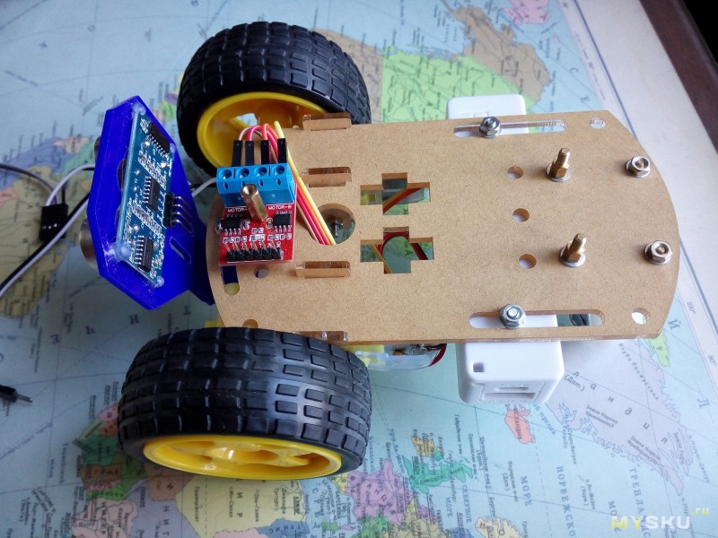 Bluetooth машинка на arduino