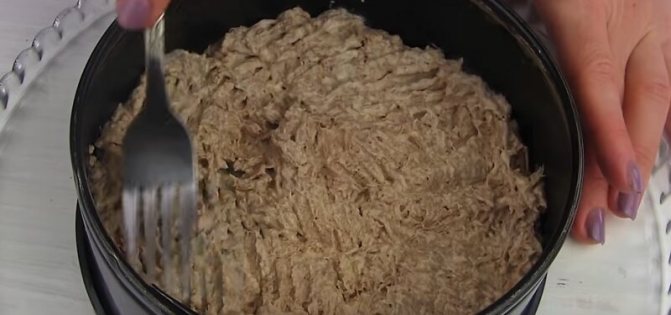 Сытный и простой рецепт салата «Мясной»