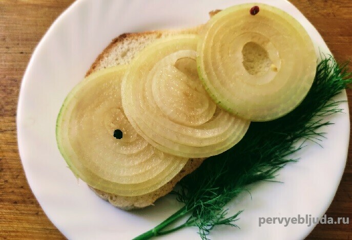 Маринованный красный лук (для канапе, салатов, бургеров и плова)