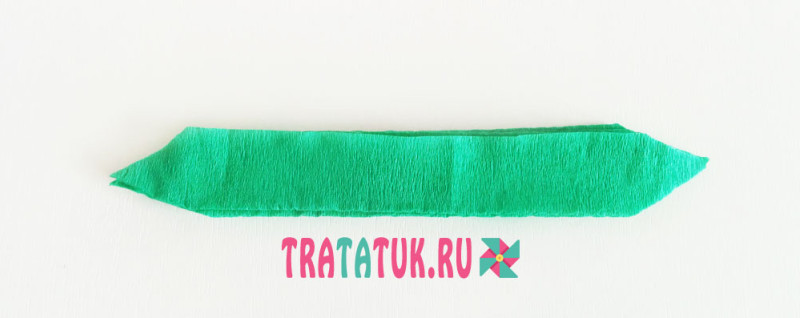 Елочка из металлизированной крепированной бумаги