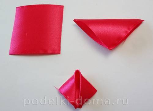 Георгина из атласных лент