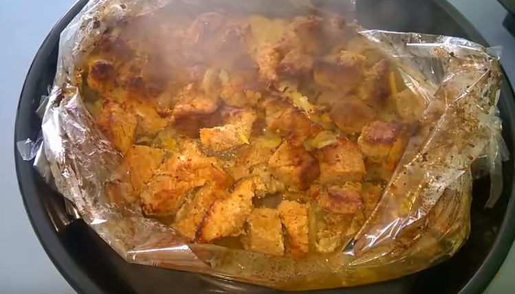 Шашлык в духовке на углях