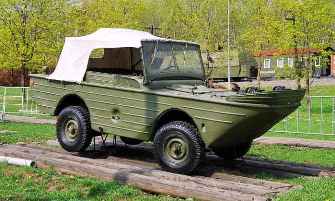 Мини-амфибийный автомобиль!