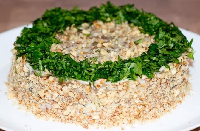 Сытный и простой рецепт салата «Мясной»