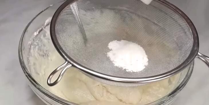 Рецепт пышных оладий на кефире