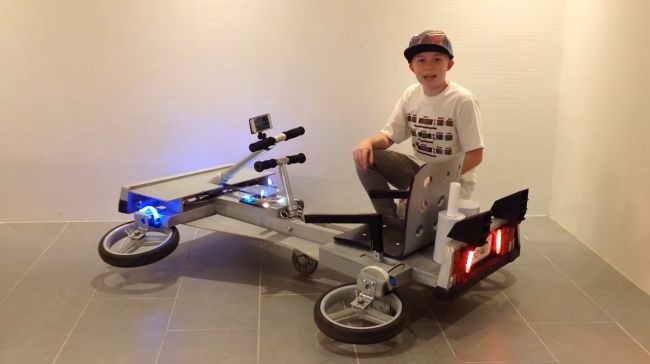 Летающий DeLorean своими руками