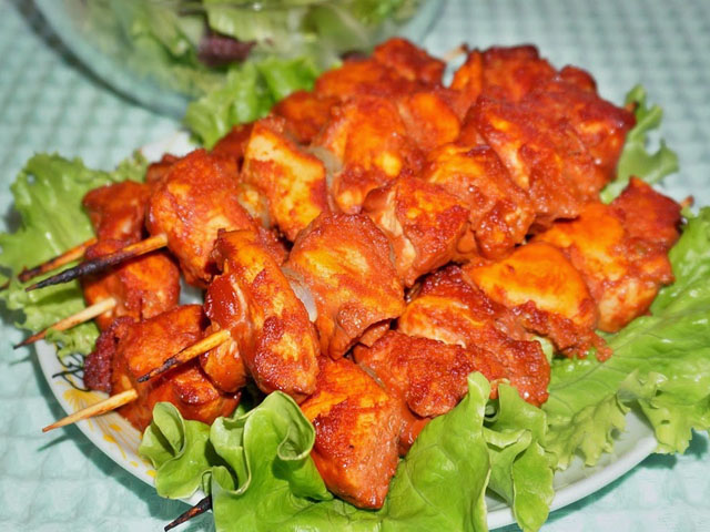 Шашлык в духовке на углях
